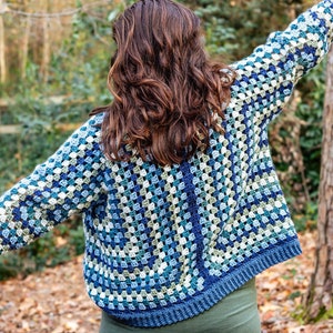 Cardigan Hexagonal De Crochê