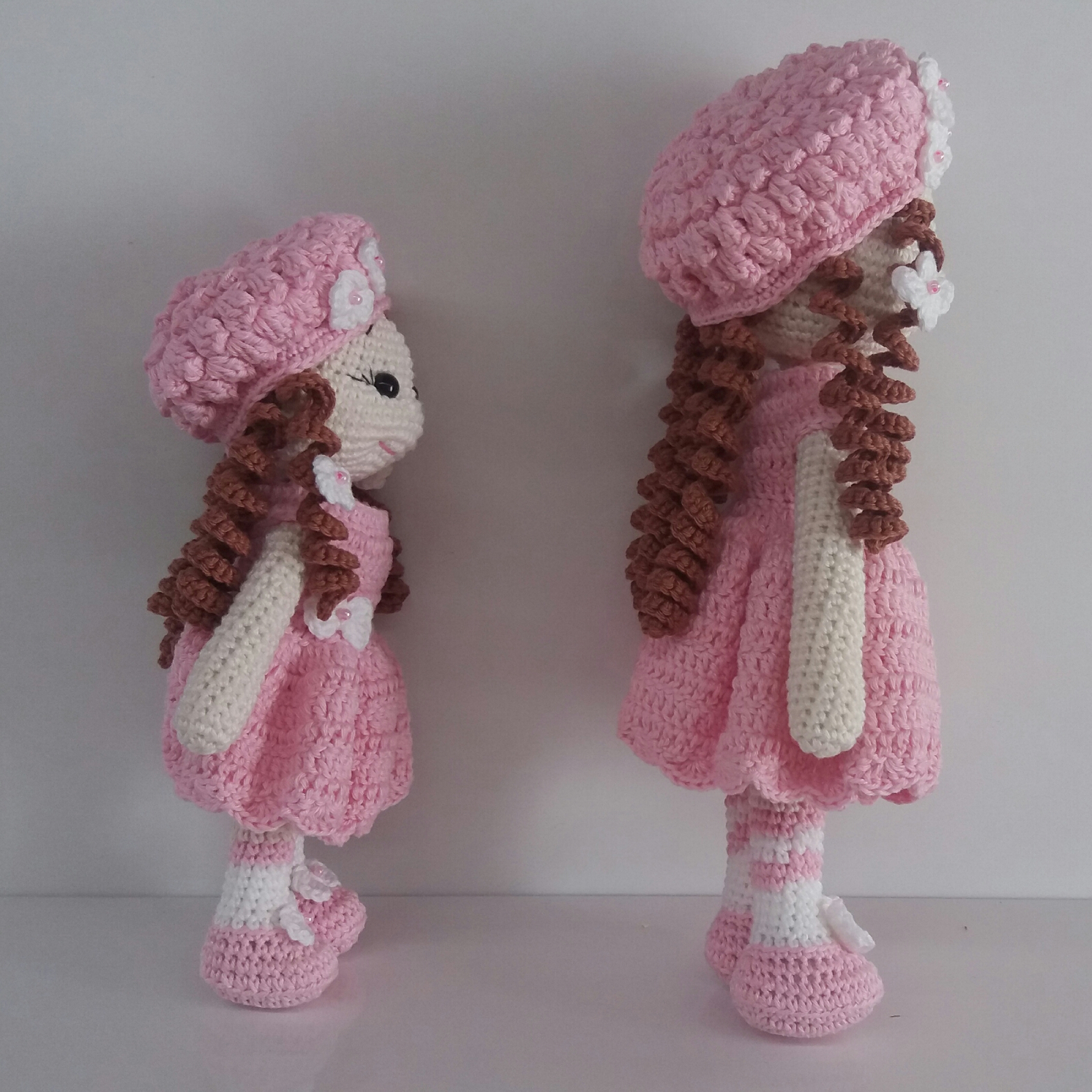 Boneca Amigurumi De Crochê