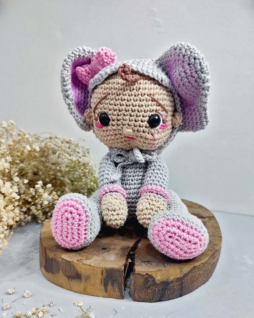 Boneca Amigurumi De Crochê