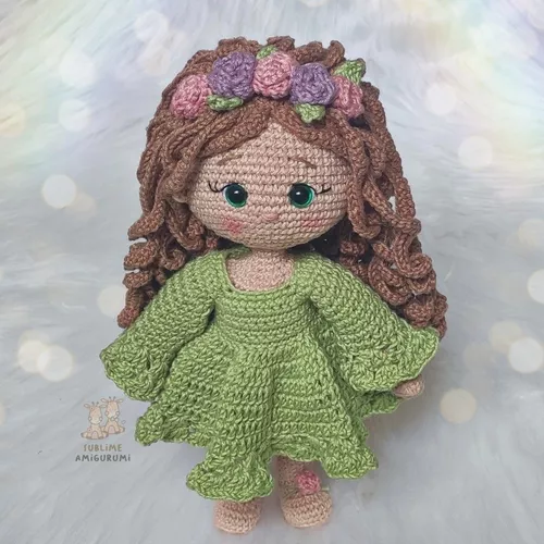 Boneca Amigurumi De Crochê